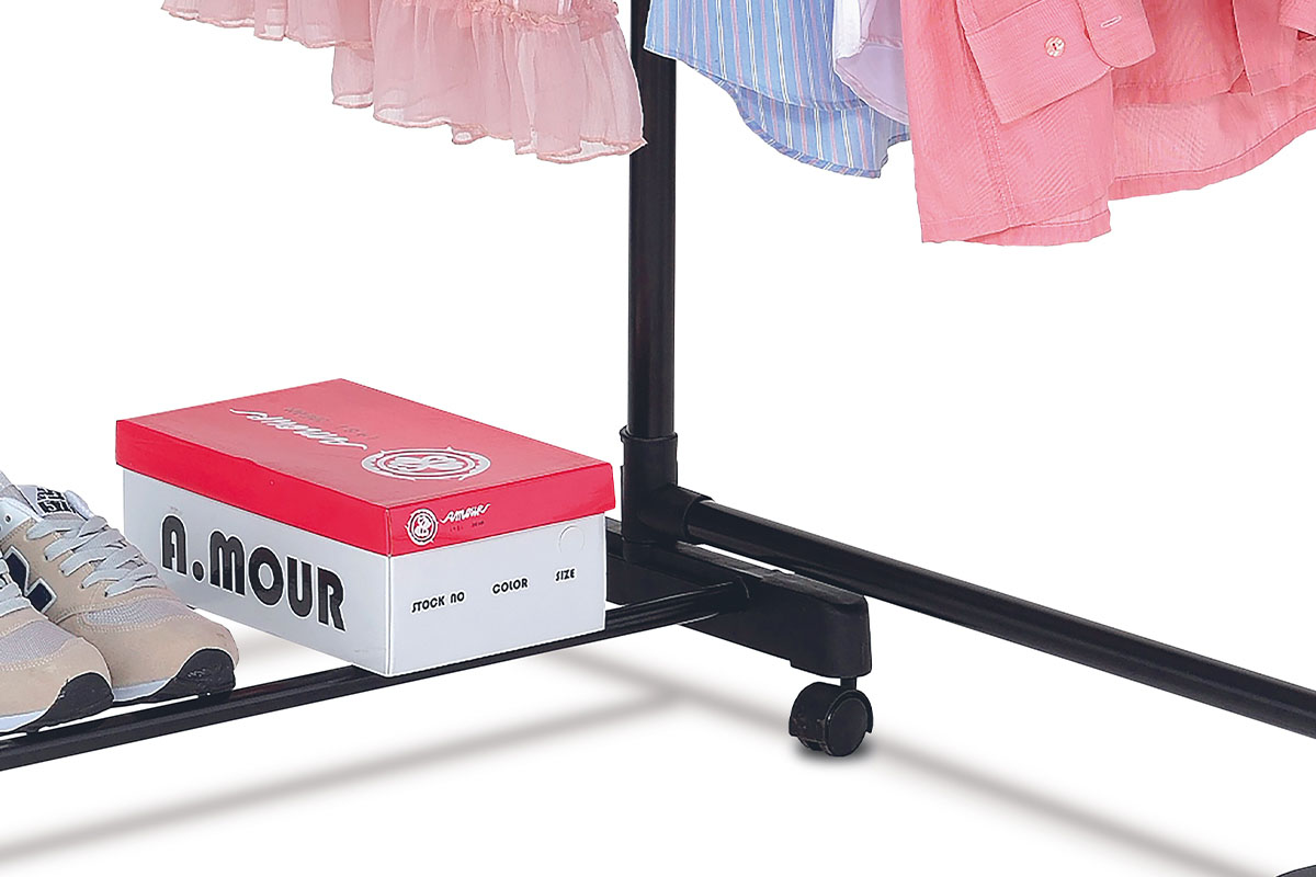 Stojan na šaty s odkladačem, otočný 360°, černá barva